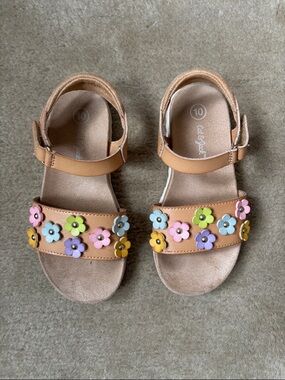 Cat & Jack Tan Girls Floral Strap Sandals with Pastel Flowers
